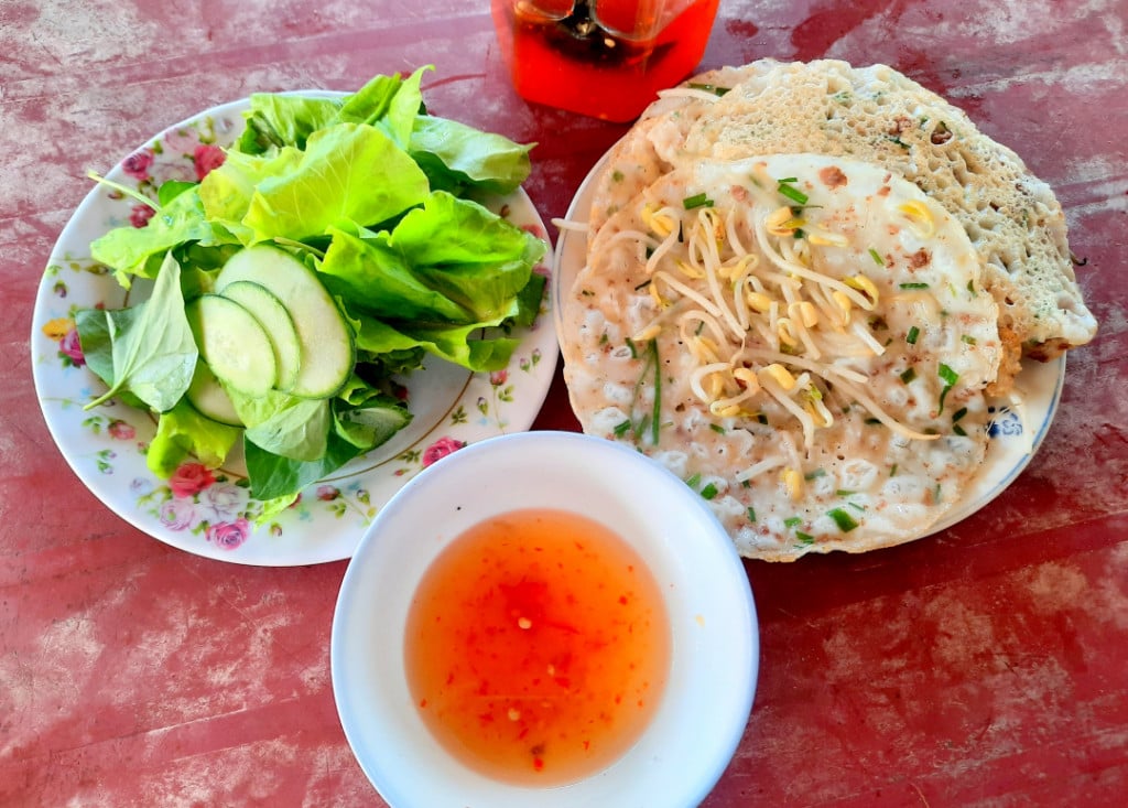 Bánh xèo vịt. Ảnh: Báo Đắk Lắk.